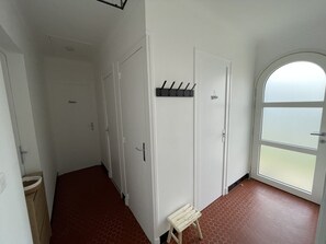 Interior - Dizavel Holiday Home with Terrace and Garden (Le Croisic)