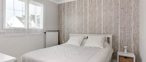 Tabla de planchar con plancha