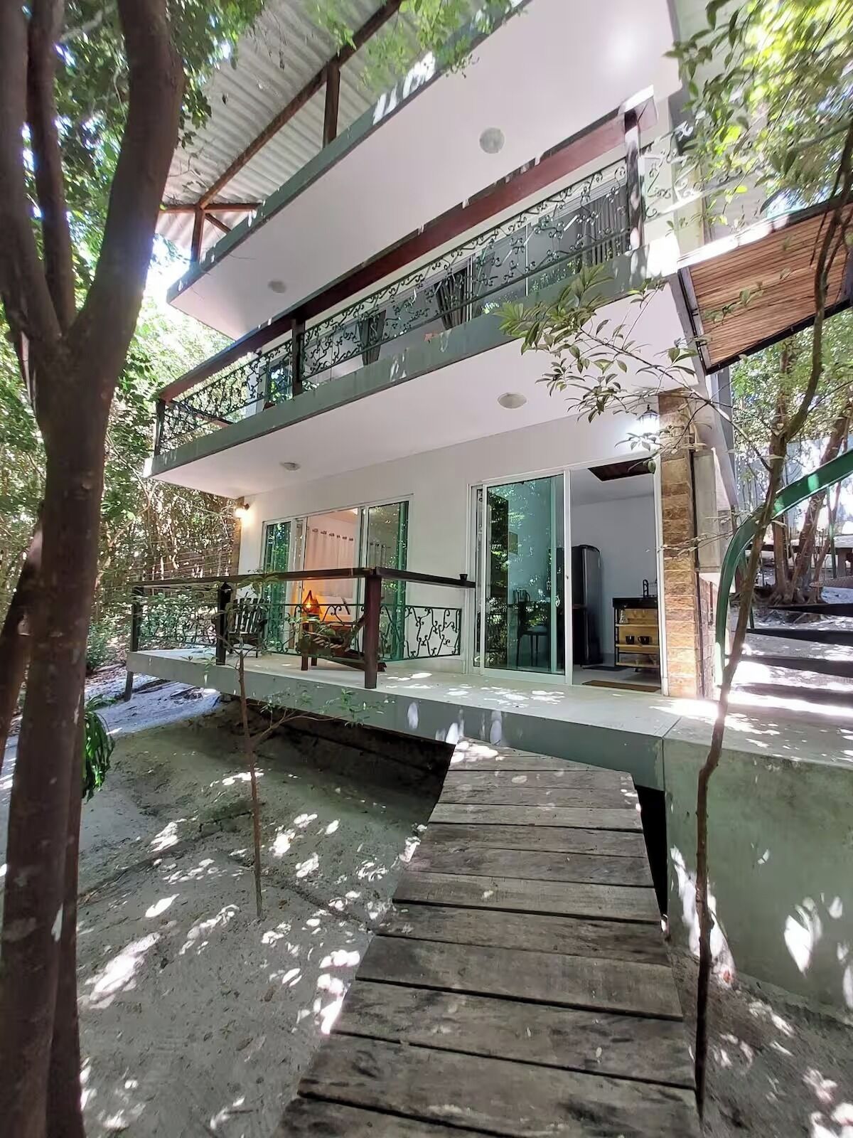 Fachada de la propiedad