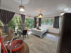 Deluxe-Apartment, Veranda, Gartenblick | Kostenloses WLAN