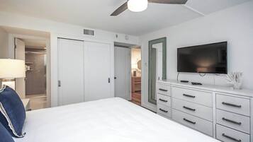 Iron/ironing board, free WiFi, bed sheets