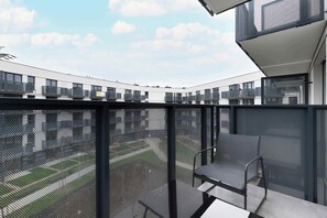 المنطقة المحيطة بالمنشأة