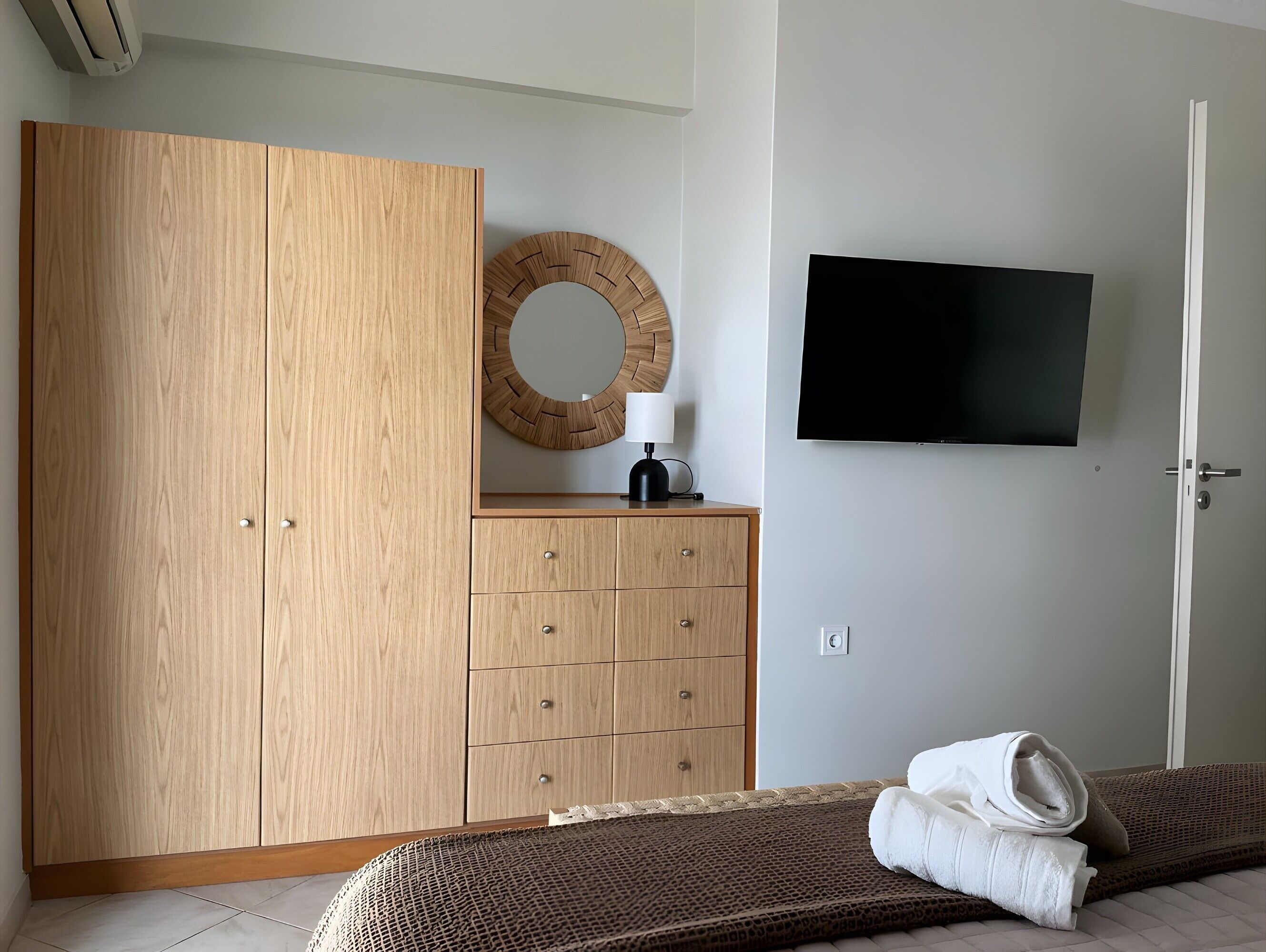 Fer et planche à repasser, Wi-Fi