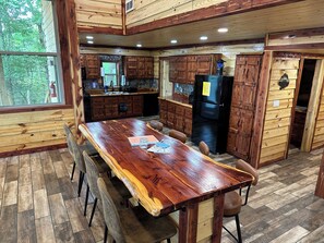 Dining - Eagle Mountain ATV Landing (Mena)