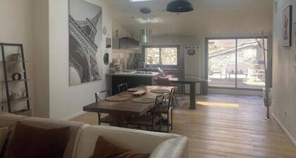 Maison de ville Belle terrasse