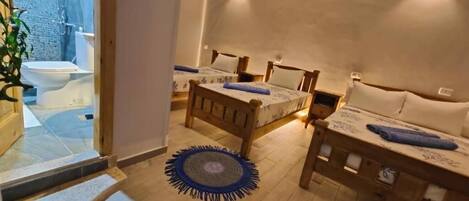 Family Suite, City View | In-room safe, soundproofing, free WiFi