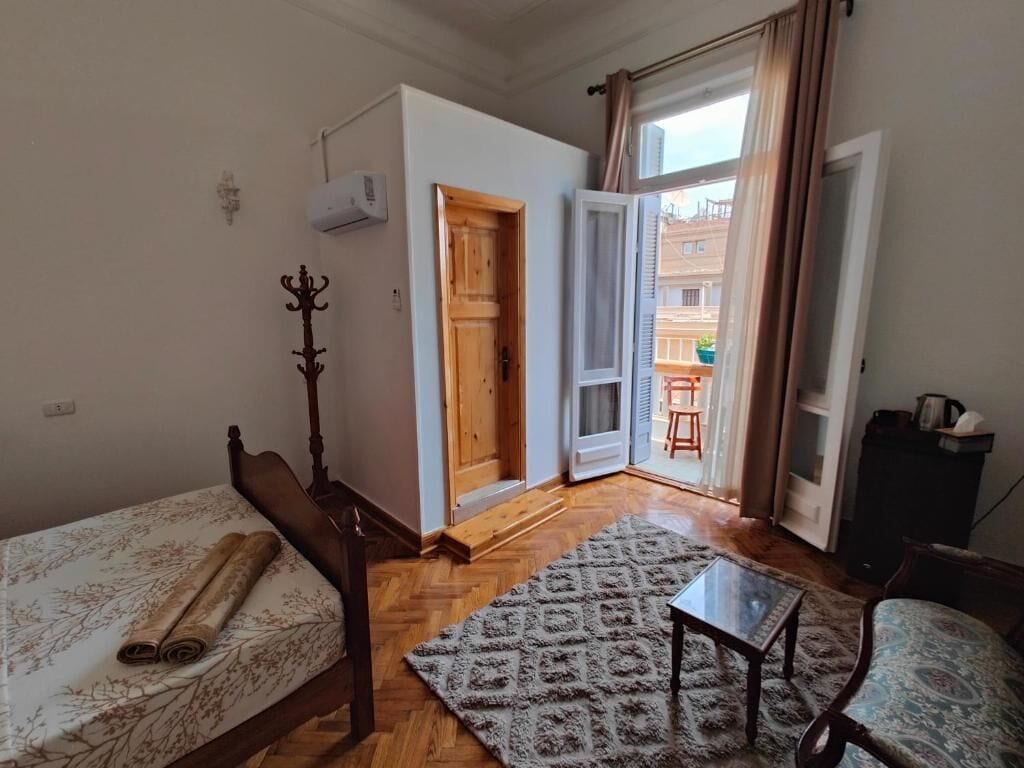 Suíte luxo, sacada, vista para a cidade | Cofres nos quartos, quartos à prova de som, Wi-Fi de cortesia