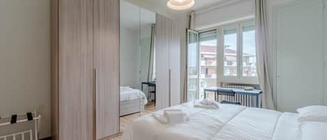 1 bedroom, iron/ironing board