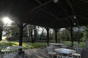 Exterior - HOTEL LA GENTILHOMMIERE (Artres)