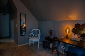 Verdunkelungsvorhänge, schallisolierte Zimmer, kostenloses WLAN