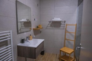 Bathroom - HOTEL LA GENTILHOMMIERE (Artres)