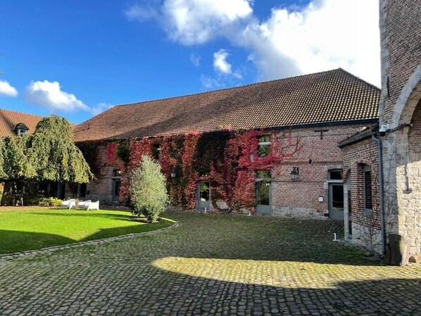 Exterior - HOTEL LA GENTILHOMMIERE (Artres)