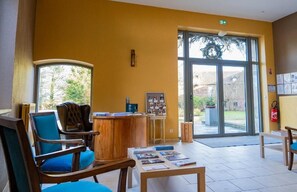 Lobby - HOTEL LA GENTILHOMMIERE (Artres)