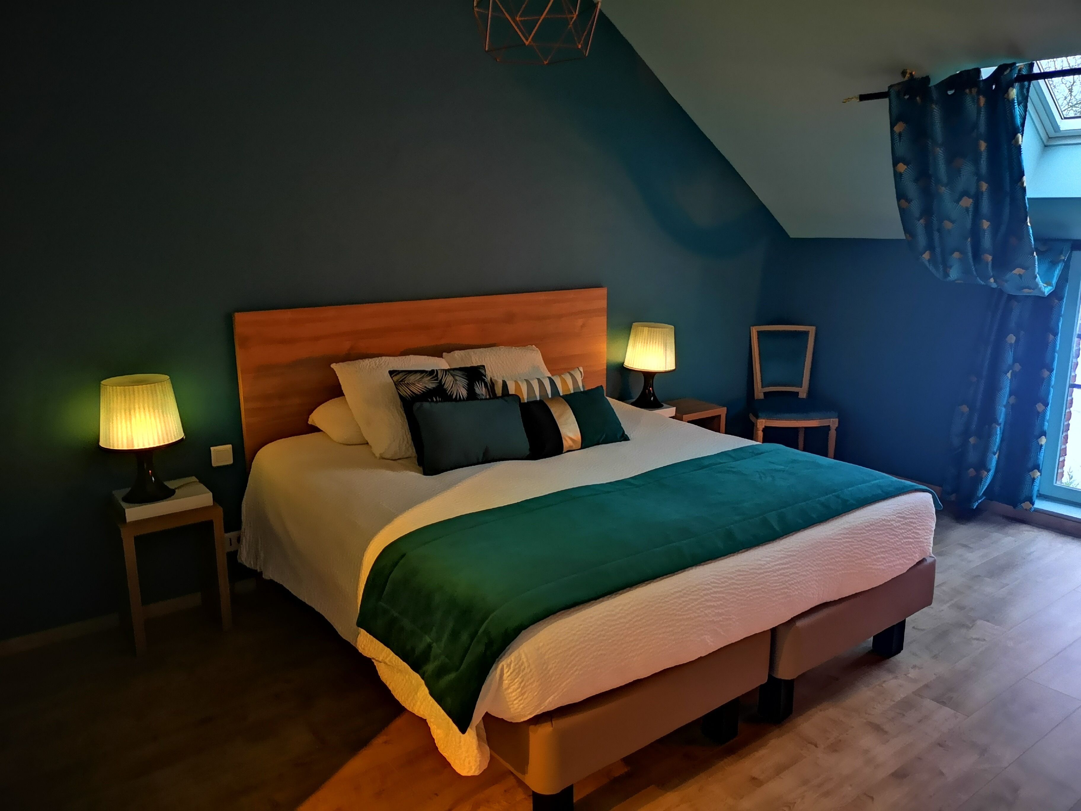 Classic Double or Twin Room | Blackout drapes, soundproofing, free WiFi