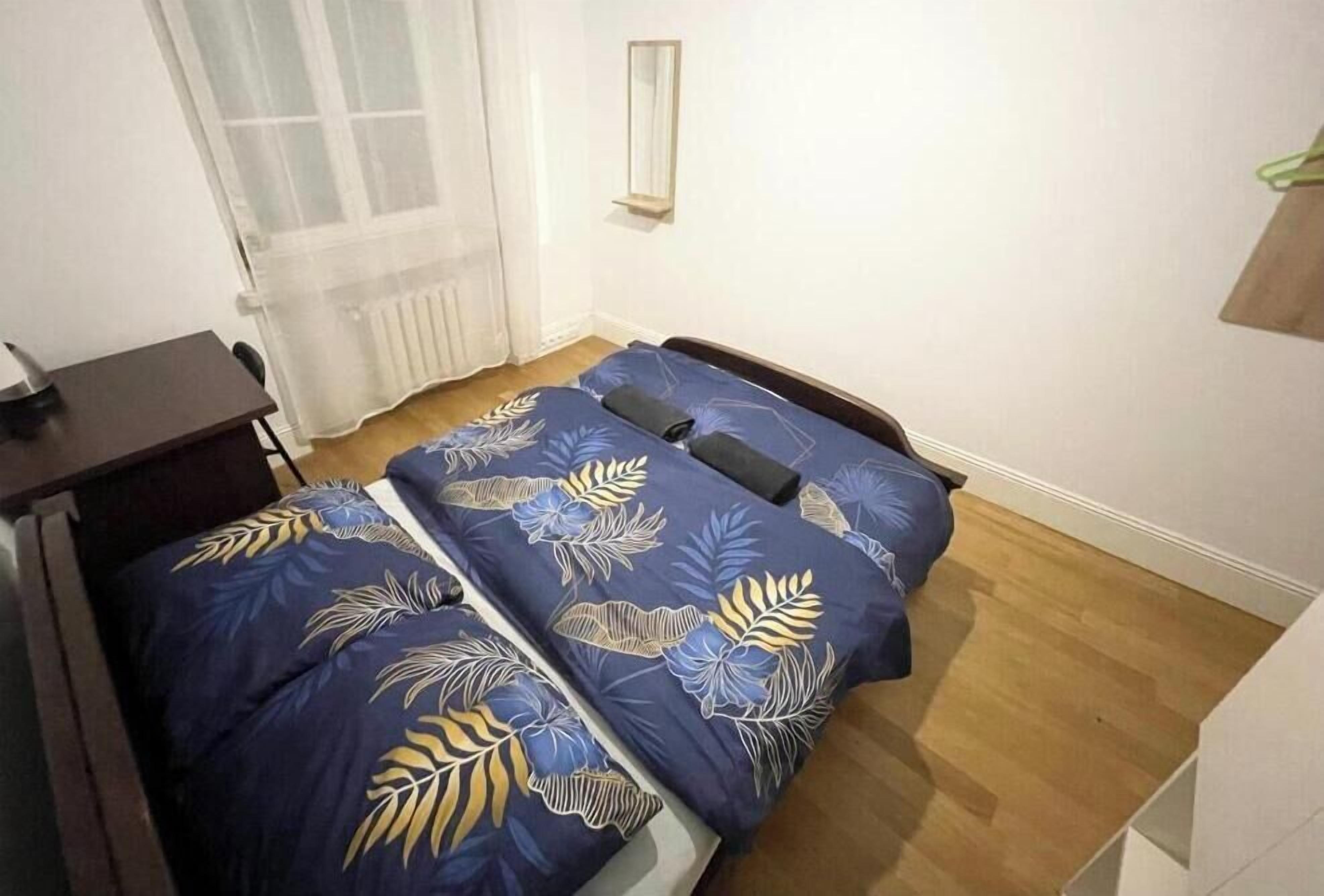 Tabla de planchar con plancha y wifi gratis 