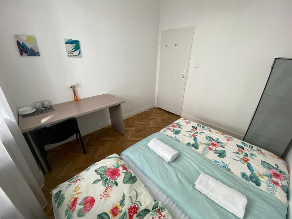 Tabla de planchar con plancha y wifi gratis 