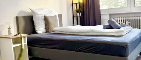 Desk, laptop workspace, iron/ironing board, free WiFi