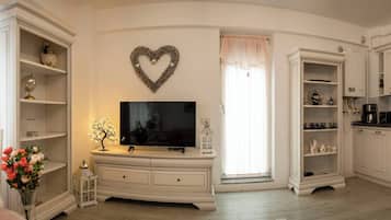 Apartment, 1 Bedroom, Balcony | Room amenity