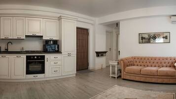 Apartment, 1 Bedroom, Balcony | Living room