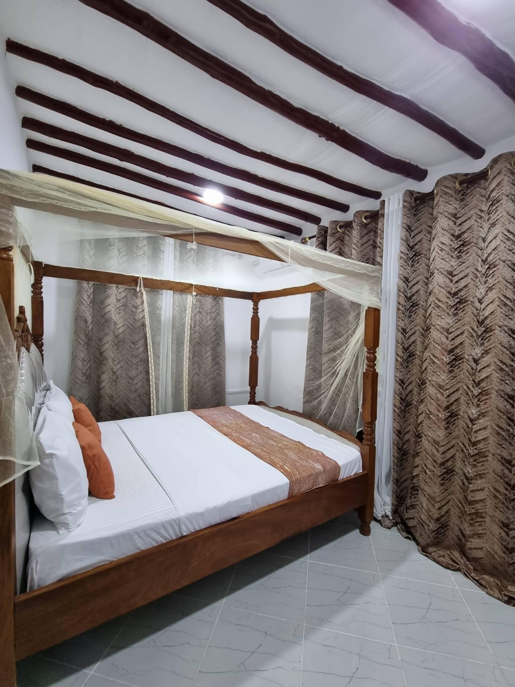 Huoneisto, 2 makuuhuonetta, tupakointi sallittu, parveke | 2 makuuhuonetta