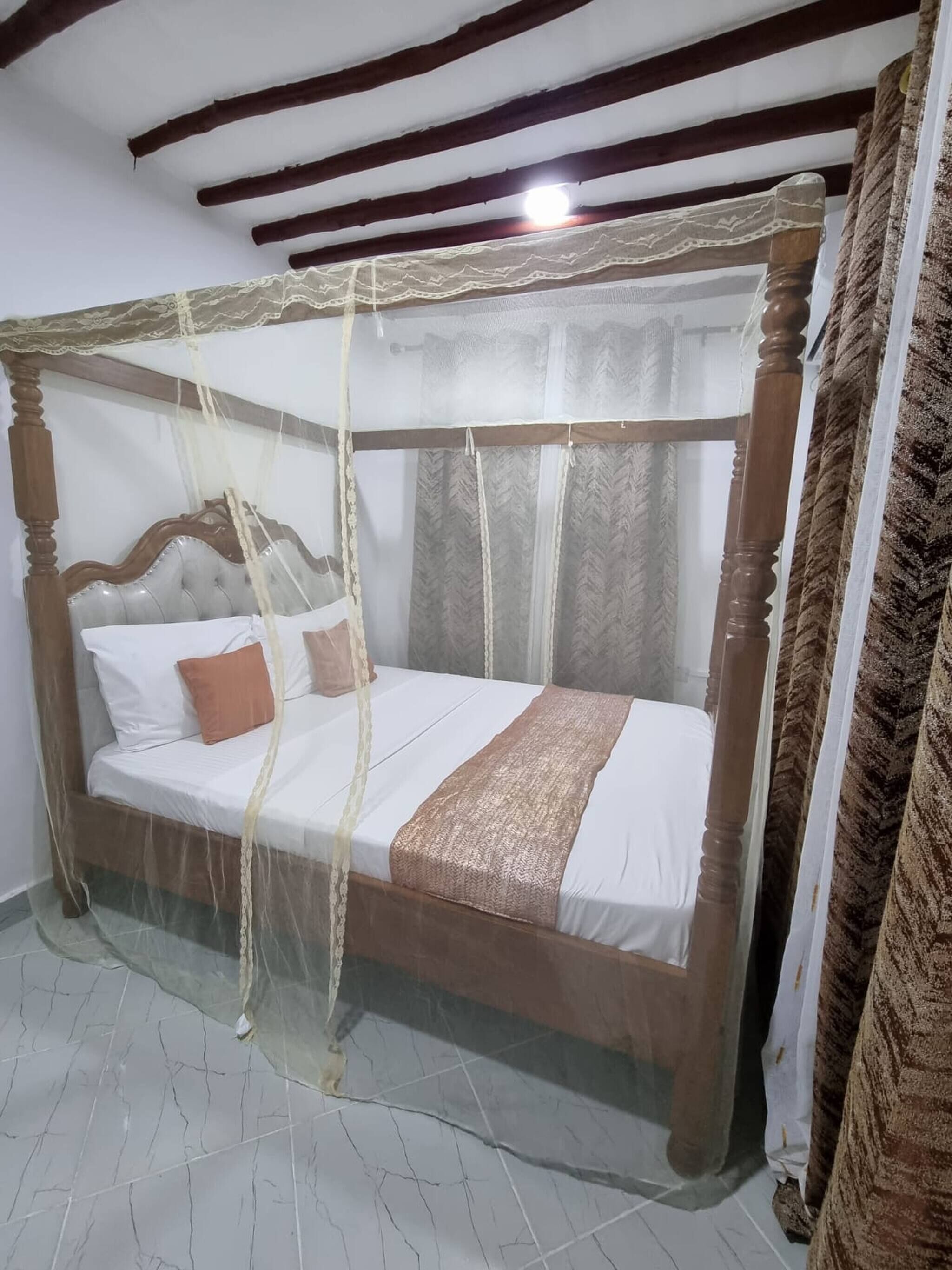 Apartment, 2 Bedrooms, Smoking, Balcony | 2 bedrooms