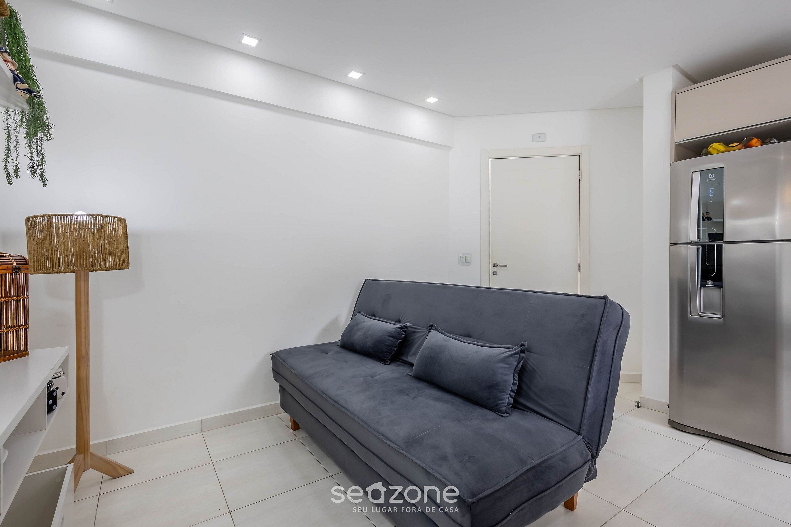 Basic Apartment | Living area