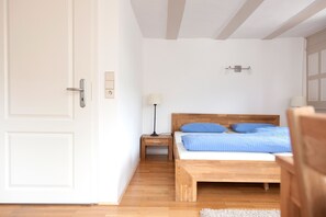 Fer et planche à repasser, Wi-Fi, draps fournis