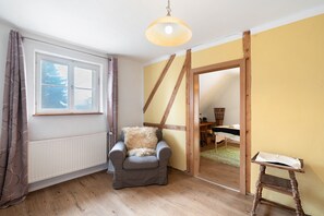 TV - Room "Buche" with Shared Garden and Wi-Fi (Sasbachwalden)