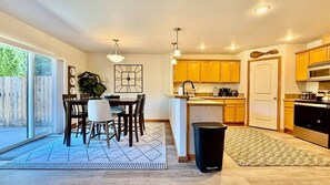 Fridge, microwave, oven, stovetop - Spacious modern family home with open living, full kitchen, office nook, and private access (Olympia)