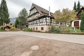 Exterior - Room “Oak” with Shared Garden and Wi-Fi (Sasbachwalden)