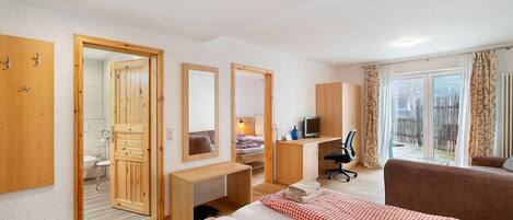 1 chambre, fer et planche à repasser, Wi-Fi, draps fournis