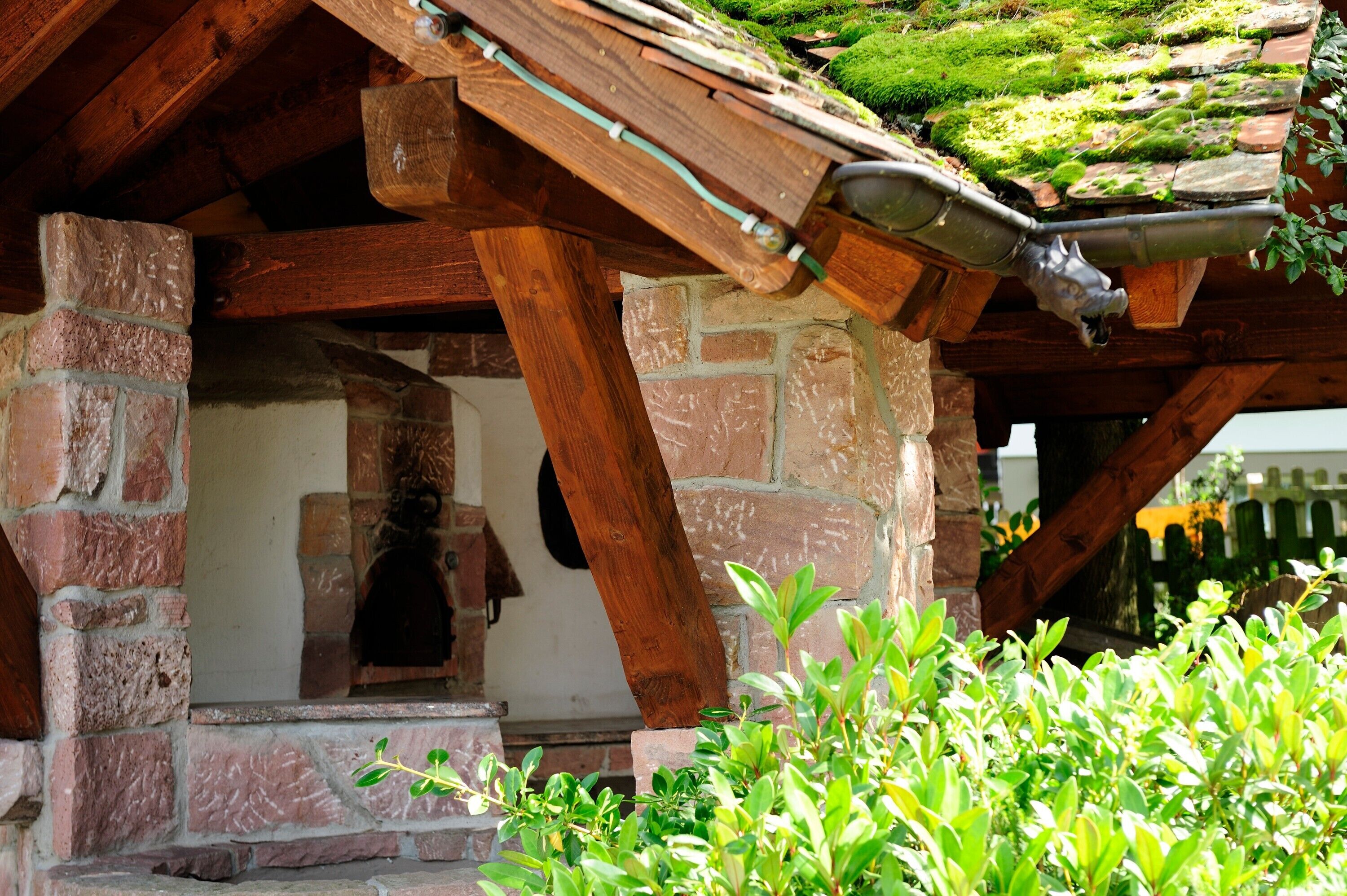 تفاصيل الفندق من الخارج