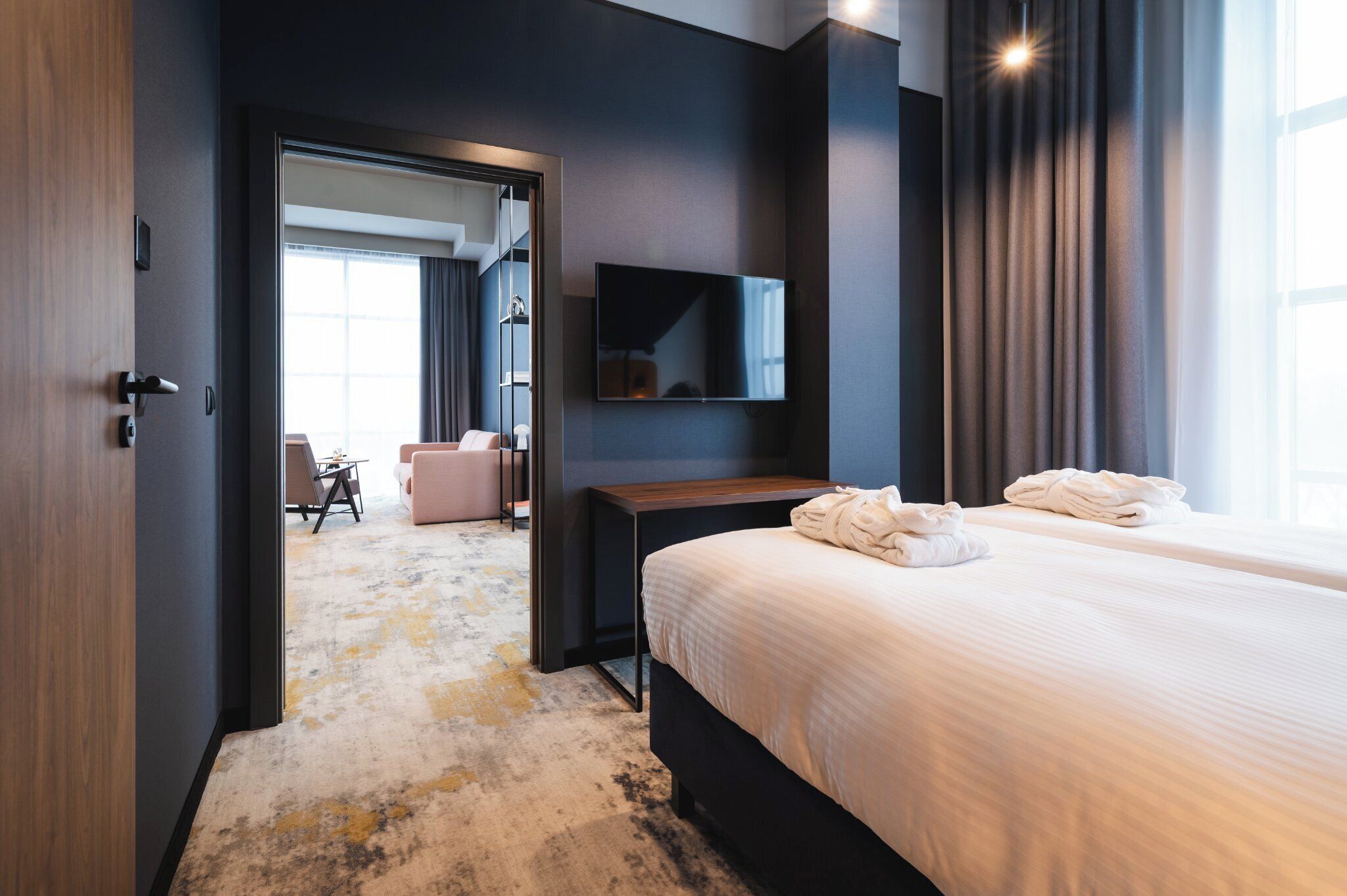 Family Suite | In-room safe, desk, laptop workspace, iron/ironing board