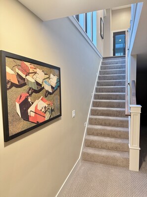 Interior - NEW! Saugatuck Lux Resort Style Oasis - Private Pool & Hot Tub! (Saugatuck)