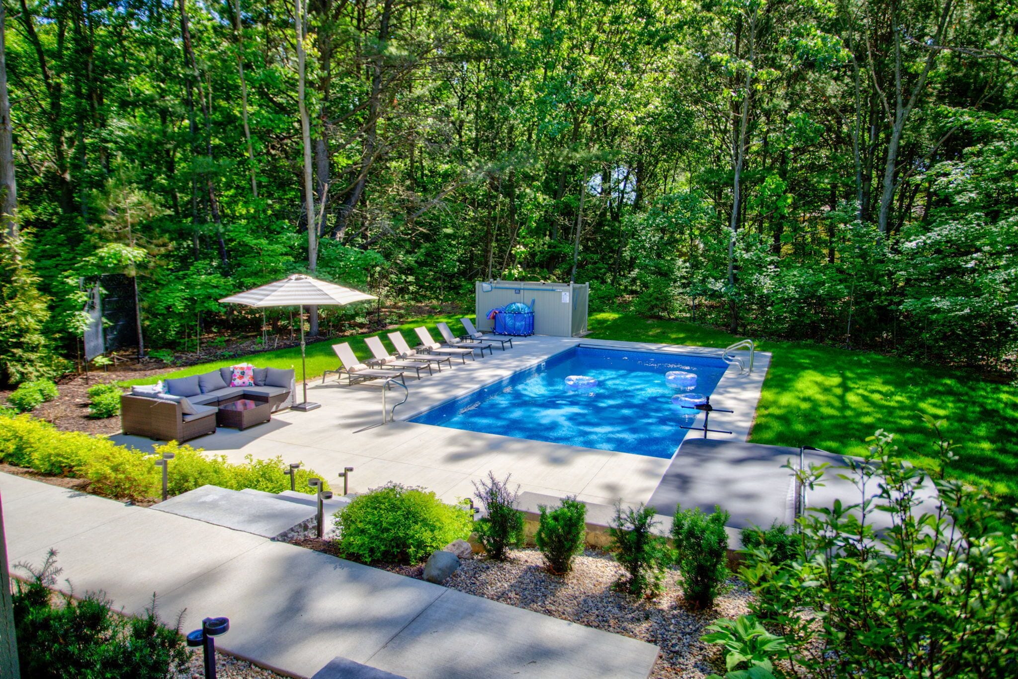 Outdoor pool, a heated pool