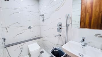 Family Studio | Bathroom | Free toiletries, bathrobes, slippers, soap