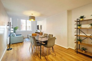 Dining - Host & Stay | Apartment 1, Stanley Street (Liverpool)