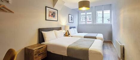 Strykejern/-brett, wi-fi og sengetøy