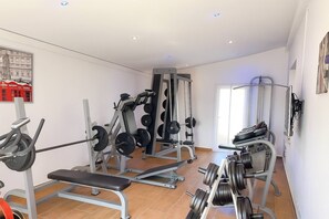 Shared Dormitory, 1 Bedroom, Smoking, Balcony | Fitness studio - Room-comfy Room With sea View in Villa p (Oroklini)