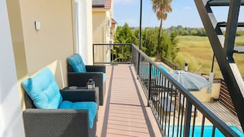 Shared Dormitory, 1 Bedroom, Smoking, Balcony | View from property