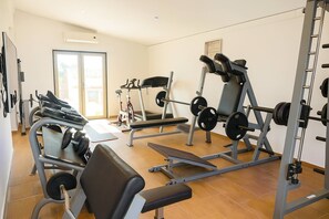 Shared Dormitory, 1 Bedroom, Smoking, Balcony | Fitness studio - Room-modern Room Sea View in Villa With (Oroklini)