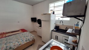 Silitysrauta/-lauta, internet, vuodevaatteet