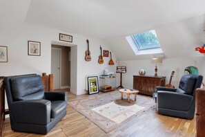 Interior - Maison de la Gentinière near Beauval Zoo (Mareuil-sur-Cher)