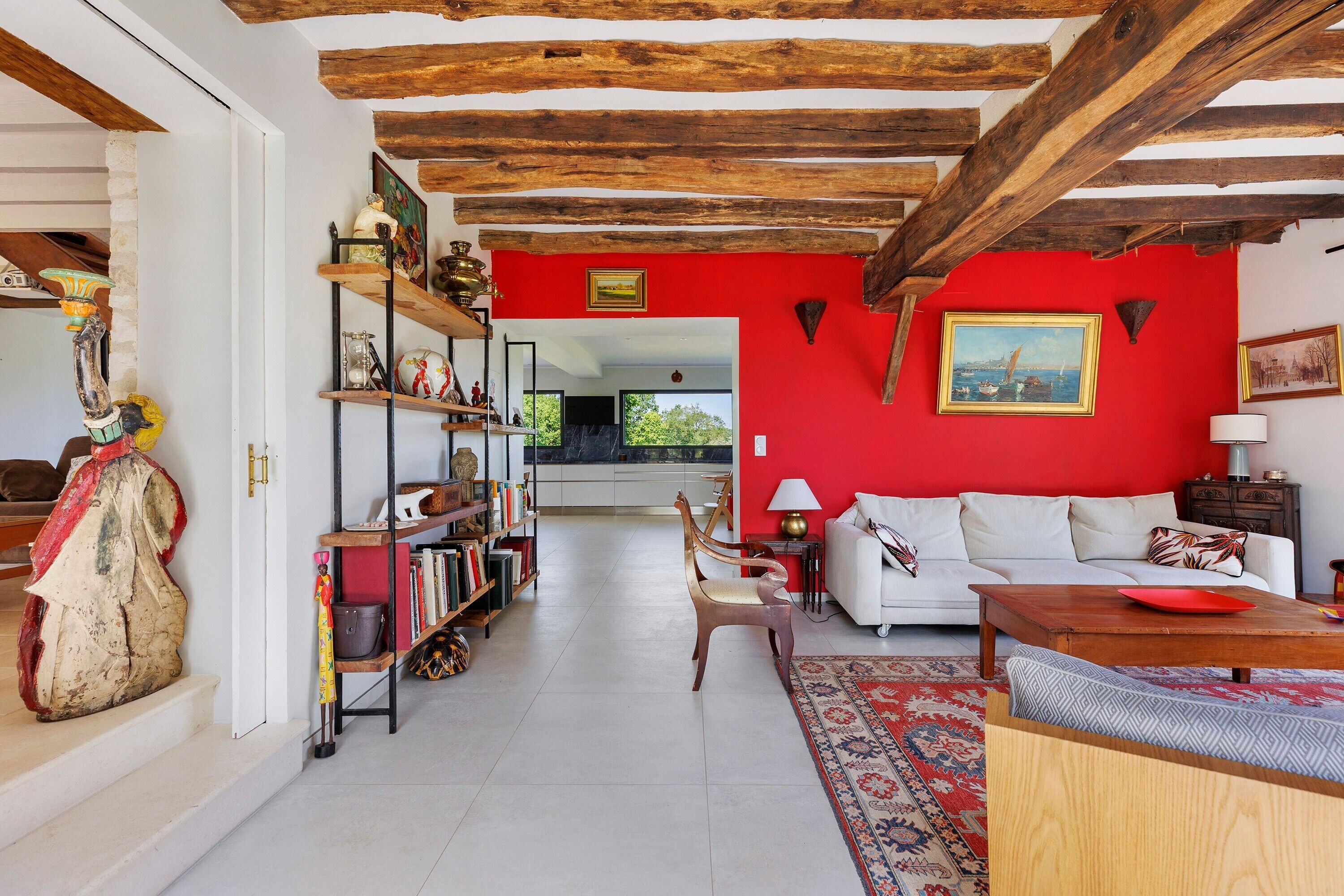 TV, fireplace, stereo