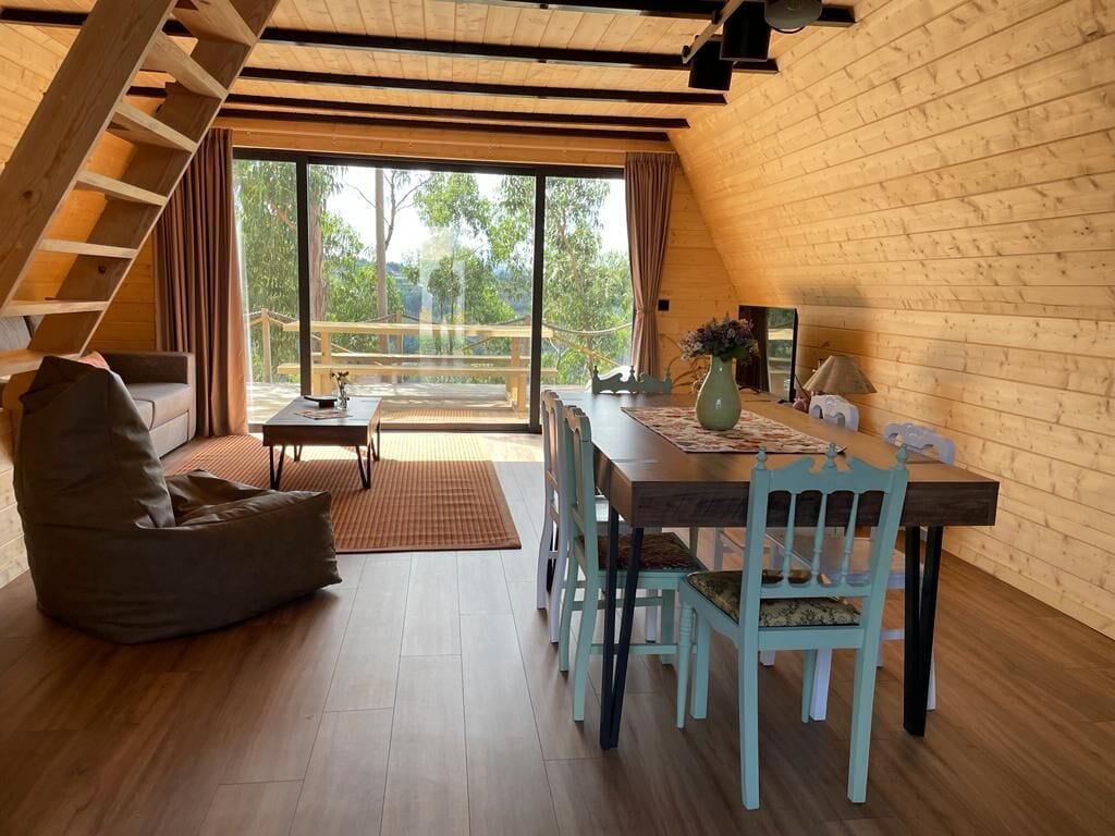 Deluxe-talo, parveke, näköala puutarhaan | Oleskelualue