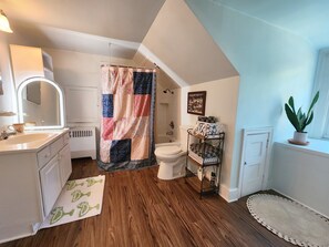 Towels, soap, toilet paper