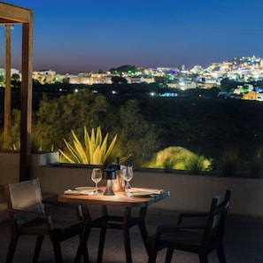 Panorama Room with Outdoor Hot Tub and Sea View | Ausblick vom Zimmer