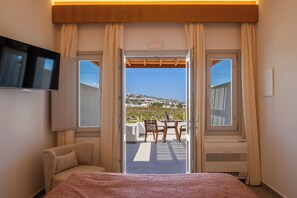 Blackout drapes, iron/ironing board, free WiFi