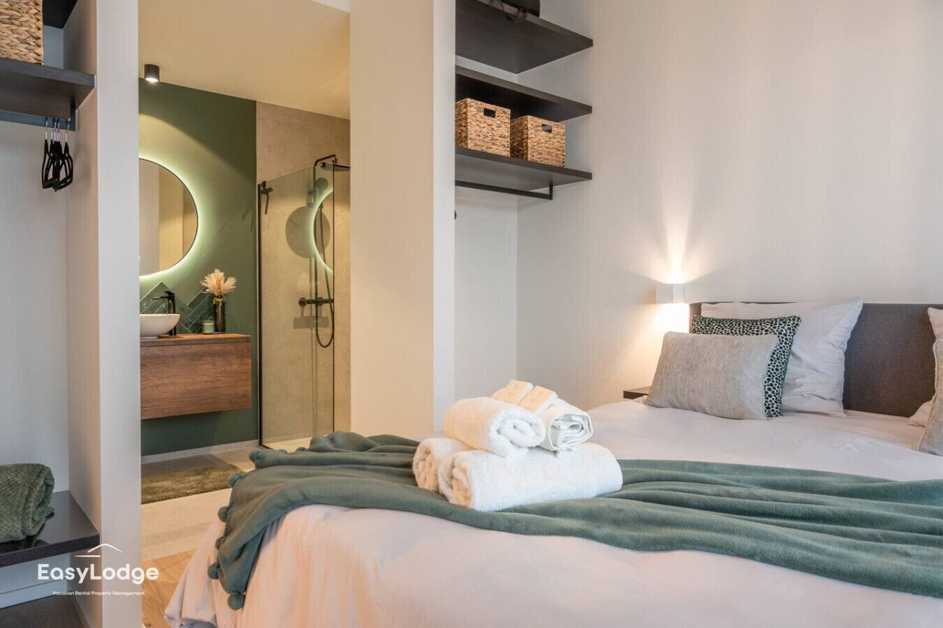 Free WiFi, bed sheets, wheelchair access