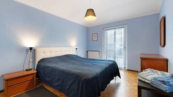 2 bedrooms, WiFi, bed sheets